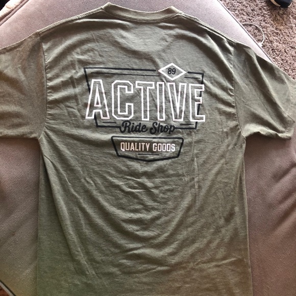 Men’s small moss green Active Ride Shop Select Tee - Picture 4 of 4